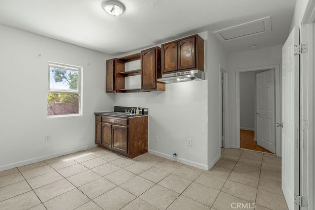 2438 E 114th, Los Angeles, CA 90059