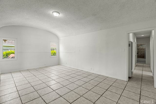 2438 E 114th, Los Angeles, CA 90059