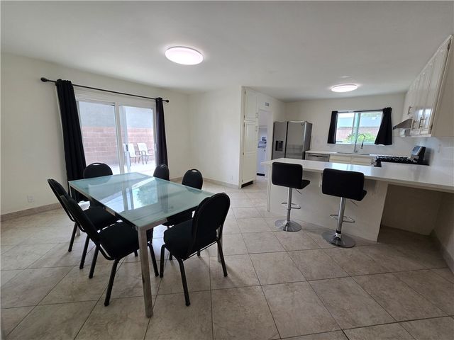 6683 Gross, West Hills (los Angeles), CA 91307