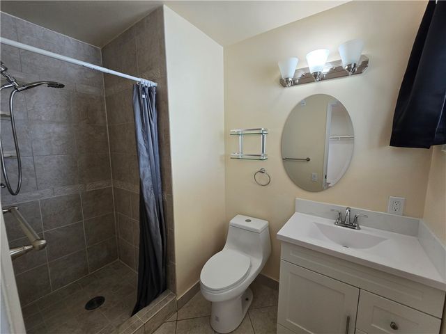 6683 Gross, West Hills (los Angeles), CA 91307