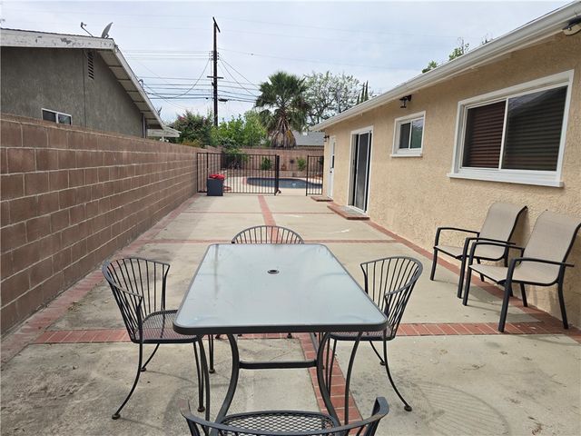 6683 Gross, West Hills (los Angeles), CA 91307