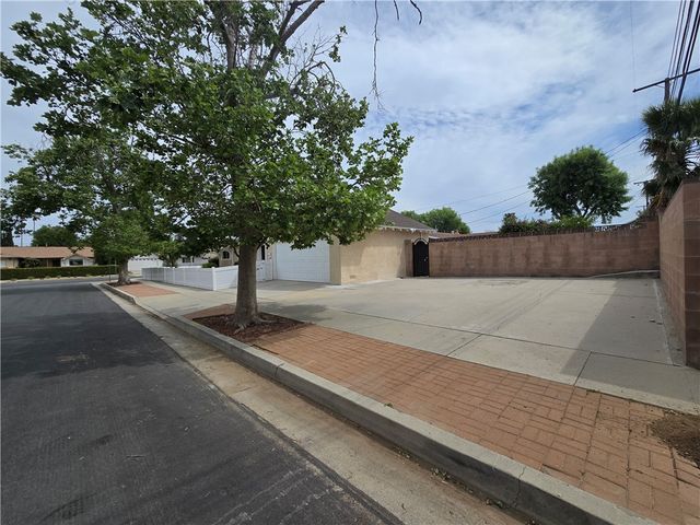 6683 Gross, West Hills (los Angeles), CA 91307