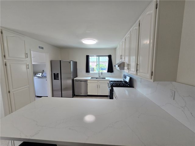 6683 Gross, West Hills (los Angeles), CA 91307