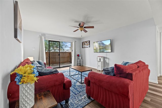 8525 Hearth Drive 21, Houston, TX 77054