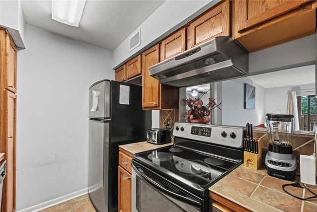 8525 Hearth Drive 21, Houston, TX 77054