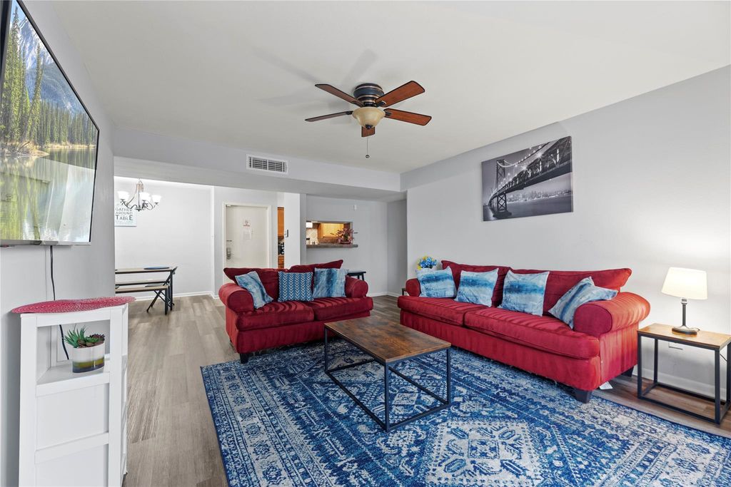 8525 Hearth Drive 21, Houston, TX 77054