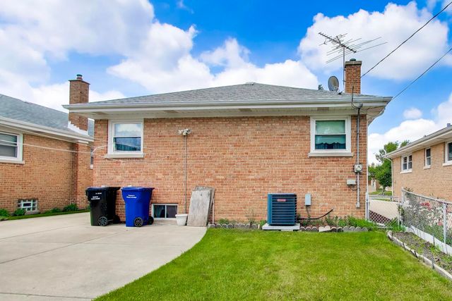 4533 N Ottawa Avenue, Norridge, IL 60706