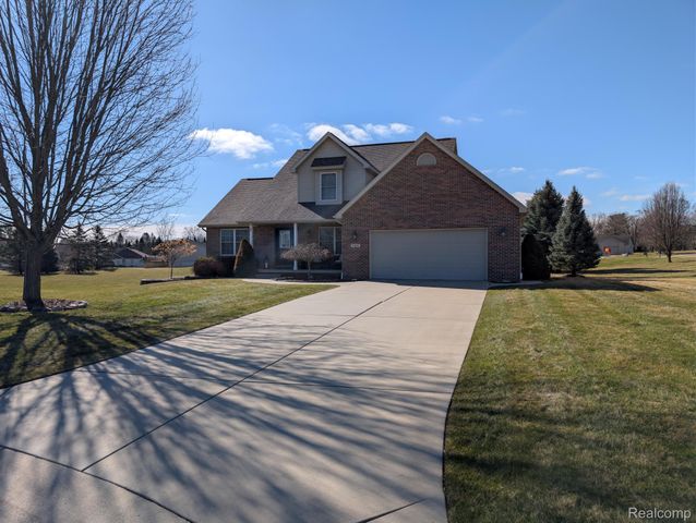 5441 Meadow Creek Court, Flint Charter Township, MI 48532