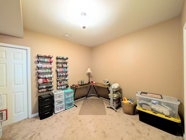 5441 Meadow Creek Court, Flint Charter Township, MI 48532