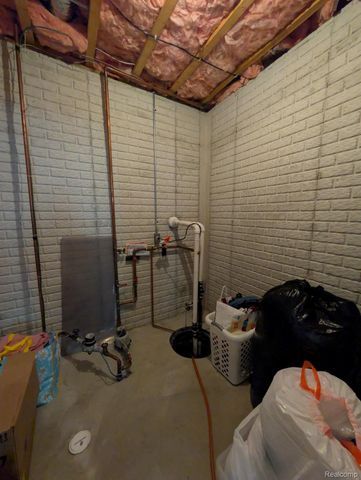 5441 Meadow Creek Court, Flint Charter Township, MI 48532