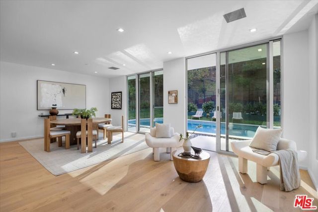 1836 Loma Vista Drive, Beverly Hills, CA 90210