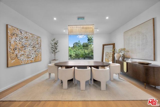 1836 Loma Vista Drive, Beverly Hills, CA 90210