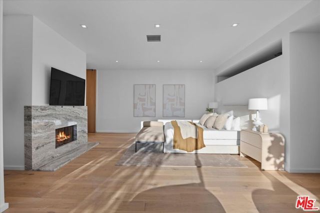 1836 Loma Vista Drive, Beverly Hills, CA 90210