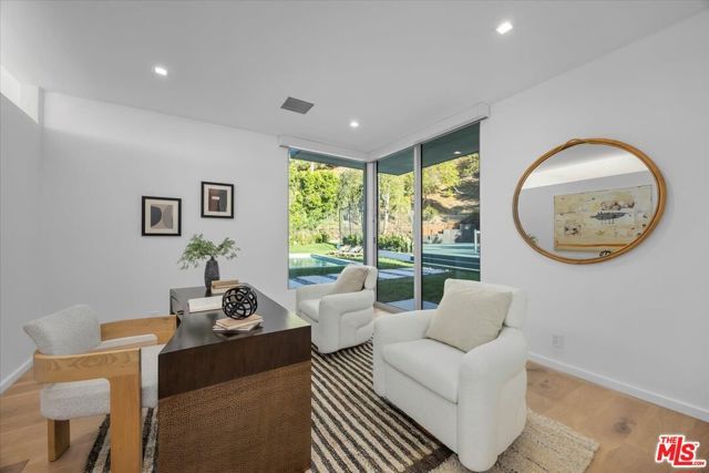1836 Loma Vista Drive, Beverly Hills, CA 90210