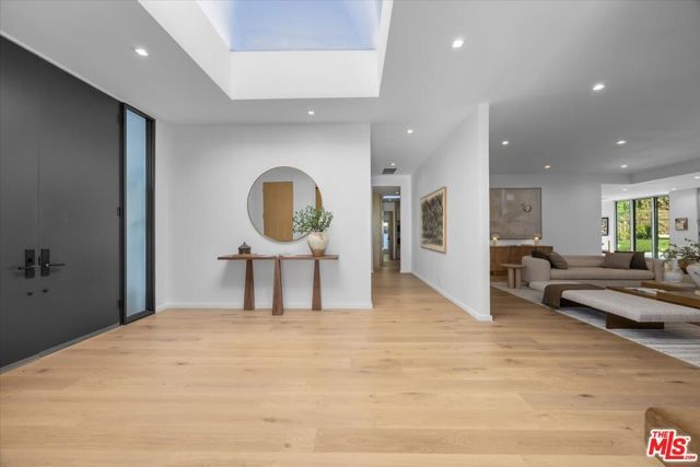 1836 Loma Vista Drive, Beverly Hills, CA 90210