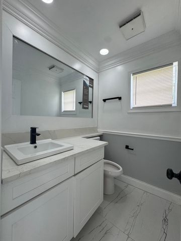 613 NW 47TH Street, Deerfield Beach, FL 33064