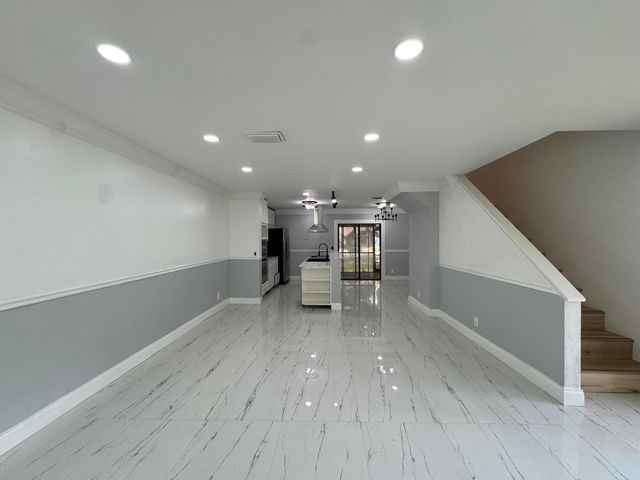613 NW 47TH Street, Deerfield Beach, FL 33064
