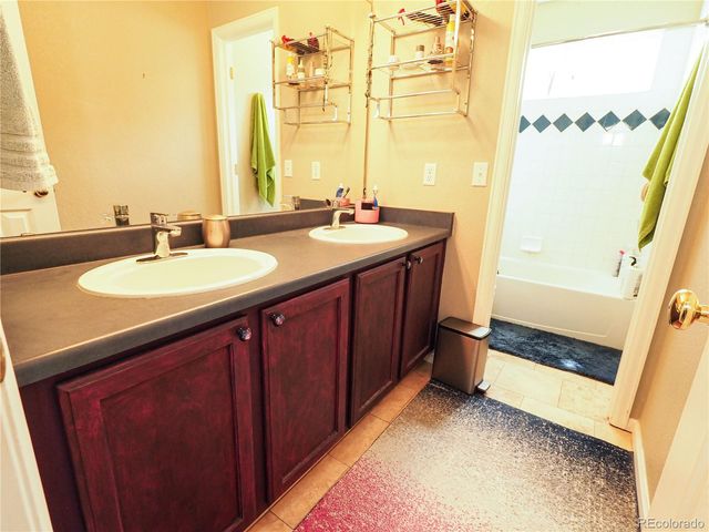 6668 S Killarney Court, Aurora, CO 80016