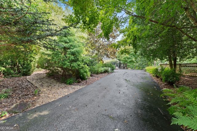 731 Hidden Lakes Trail, Jefferson, GA 30549
