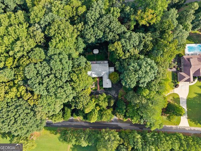 731 Hidden Lakes Trail, Jefferson, GA 30549