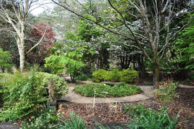 731 Hidden Lakes Trail, Jefferson, GA 30549