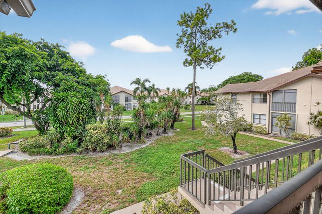 7657 Tahiti Lane 202, Lake Worth, FL 33467