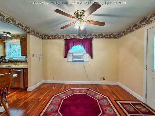 117 Wildwood Drive, Elkview, WV 25071