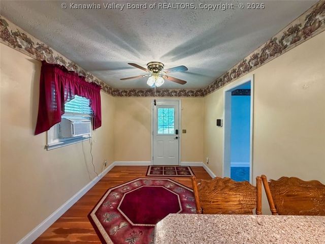 117 Wildwood Drive, Elkview, WV 25071