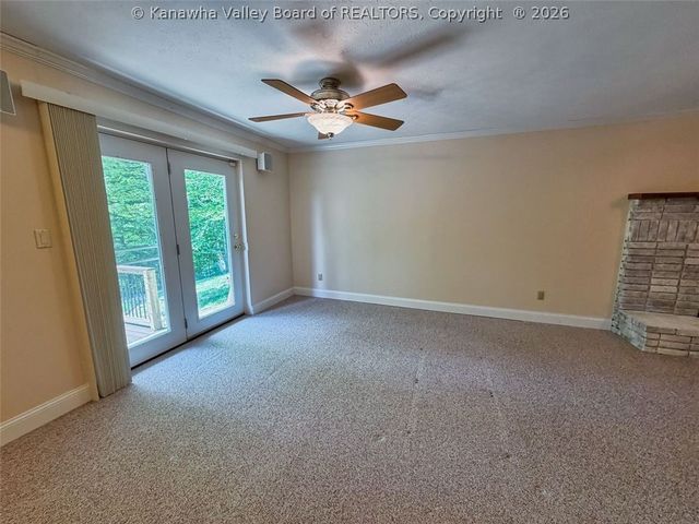 117 Wildwood Drive, Elkview, WV 25071