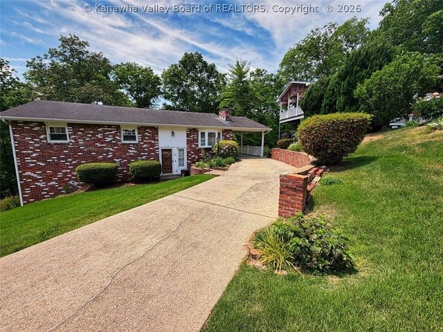 117 Wildwood Drive, Elkview, WV 25071