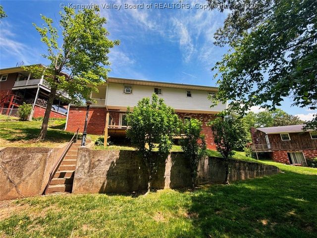 117 Wildwood Drive, Elkview, WV 25071