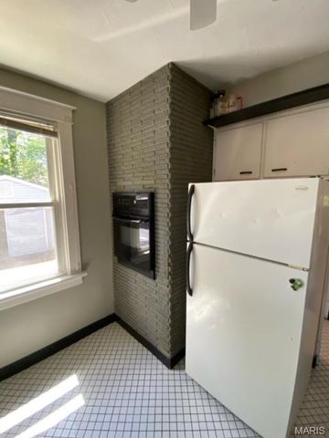 7602 Alicia Avenue, St Louis, MO 63143