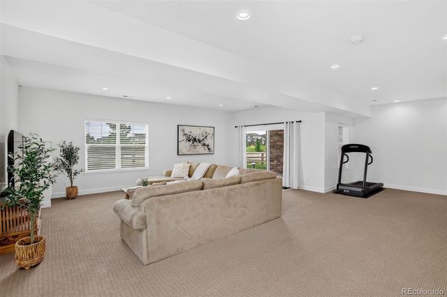 8270 S Jackson Gap Court, Aurora, CO 80016