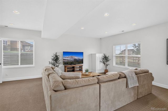 8270 S Jackson Gap Court, Aurora, CO 80016