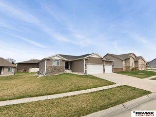 7216 Rebel Drive, Lincoln, NE 68516