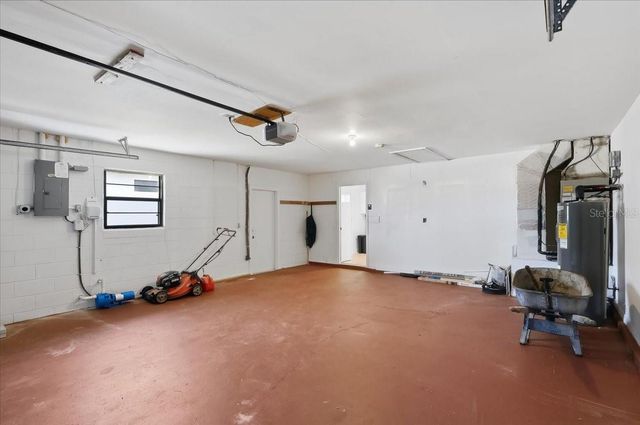 10 FLAMETREE COURT, Palm Coast, FL 32137