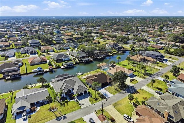 10 FLAMETREE COURT, Palm Coast, FL 32137