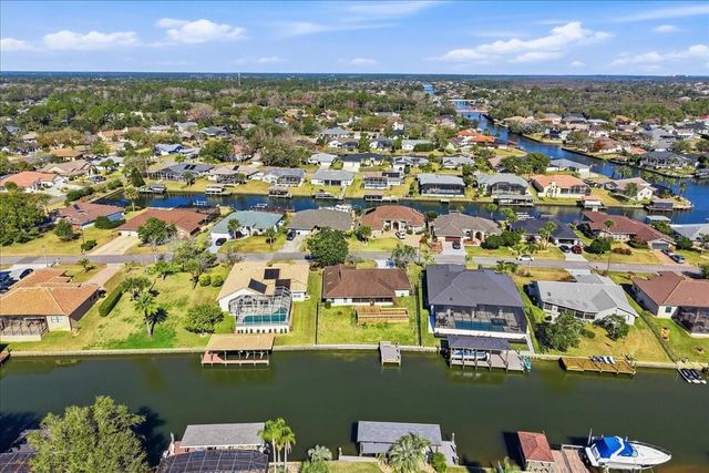 10 FLAMETREE COURT, Palm Coast, FL 32137