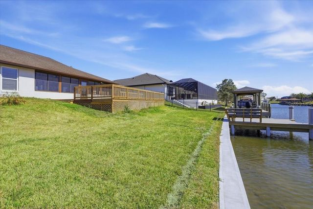 10 FLAMETREE COURT, Palm Coast, FL 32137