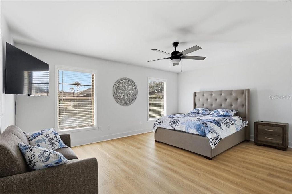 Image 23 of property listing at 10 FLAMETREE COURT, Palm Coast, FL 32137