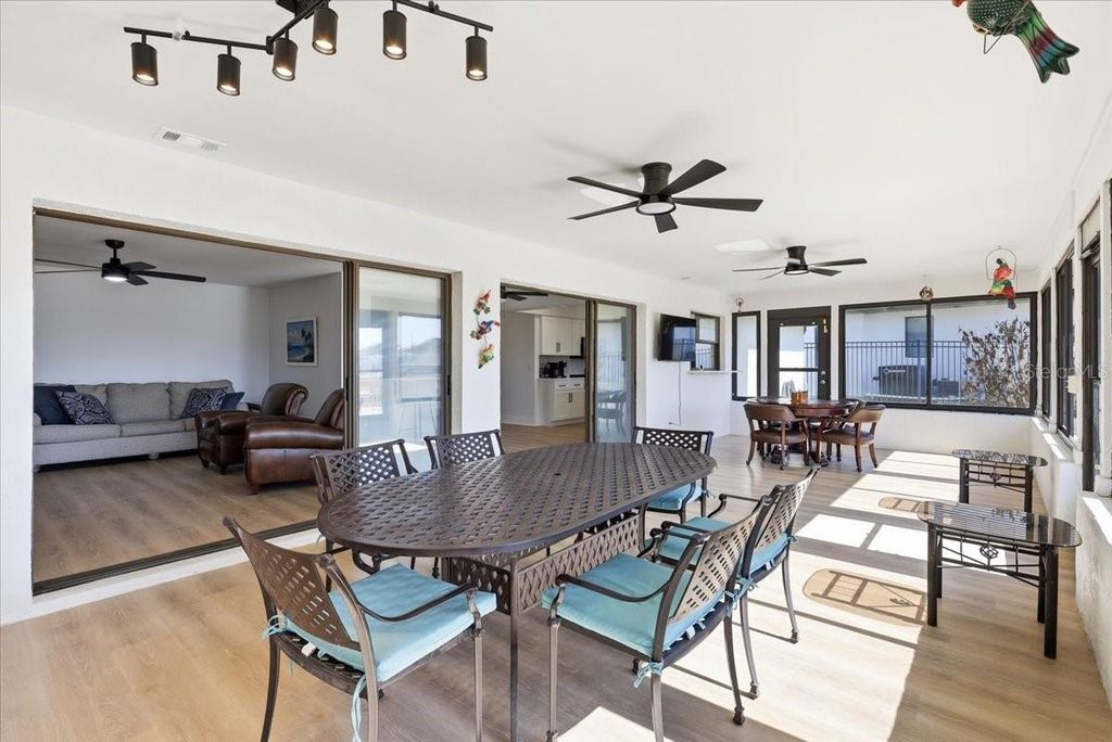 Image 28 of property listing at 10 FLAMETREE COURT, Palm Coast, FL 32137