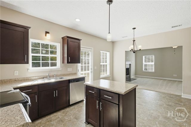 732 Waterlily Court, Hinesville, GA 31313