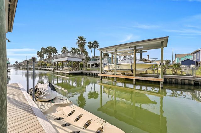 16506 Trinidad Way, Jamaica Beach, TX 77554