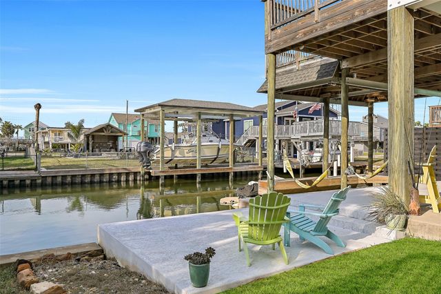 16506 Trinidad Way, Jamaica Beach, TX 77554