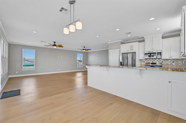 16506 Trinidad Way, Jamaica Beach, TX 77554