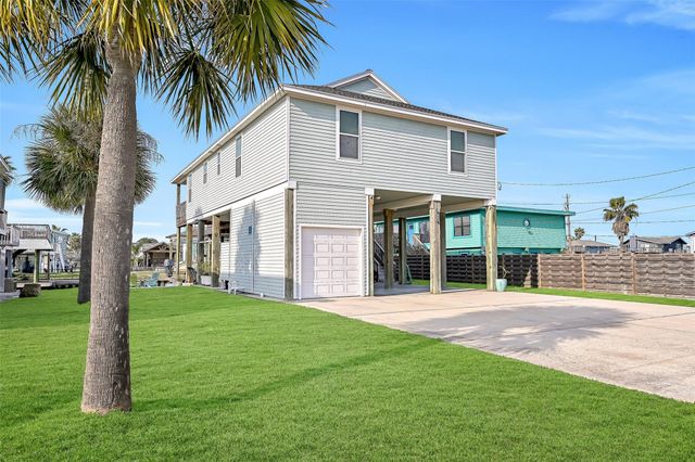 16506 Trinidad Way, Jamaica Beach, TX 77554