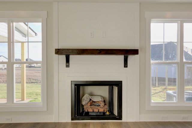 321 Kildeer Dr, Clarksville, TN 37040