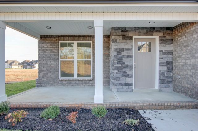 321 Kildeer Dr, Clarksville, TN 37040