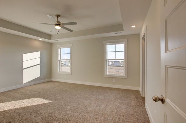 321 Kildeer Dr, Clarksville, TN 37040