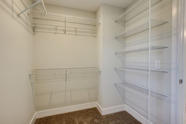 321 Kildeer Dr, Clarksville, TN 37040